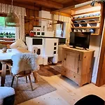 Polle Hütte Eg